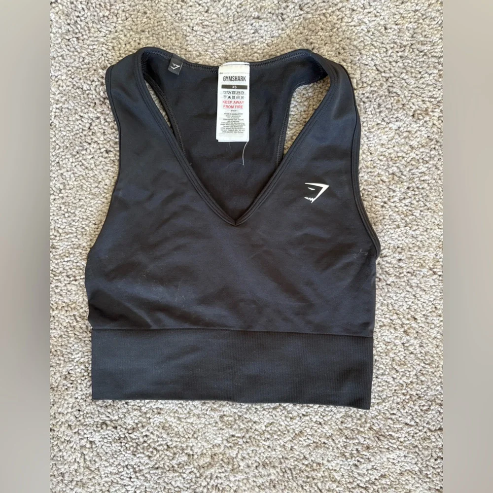 Gymshark Everyday Seamless Cropped Tank - Picture 2 of 4